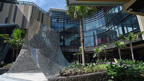 Southern Charm: Robinsons Galleria South Opens in San P.